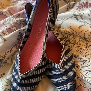 Blue striped Rothy’s, size 8 NEW